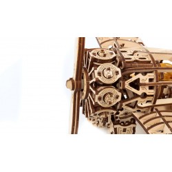 Avion Monoplan , type racer Gee Bee, maquette en bois. 4815123001607