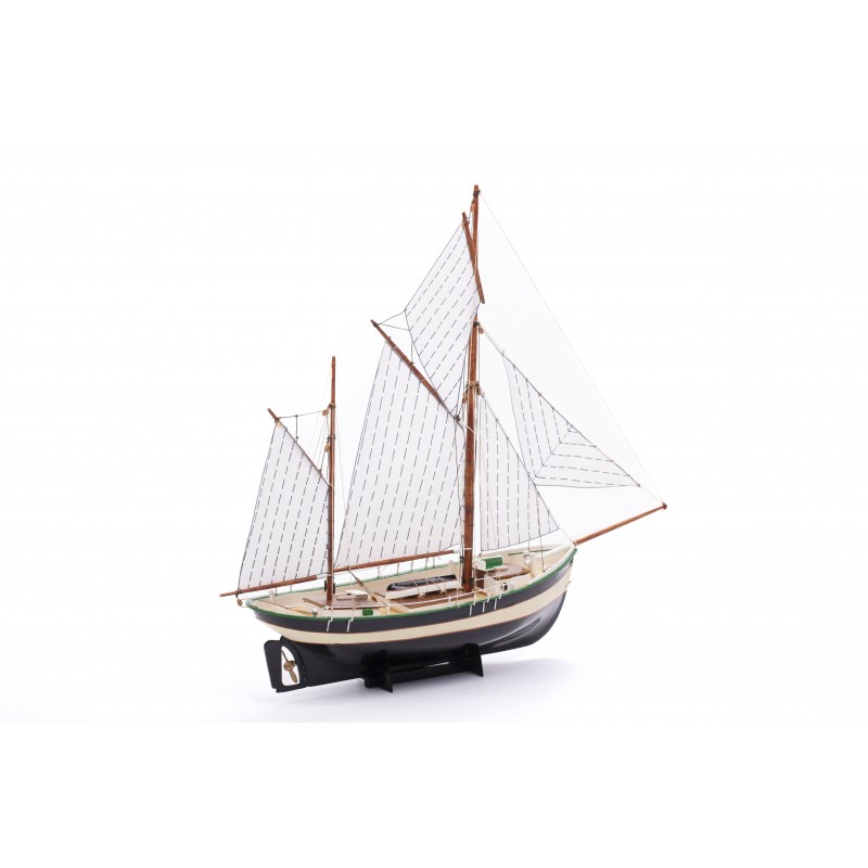 maquette de bateau à construire niveau débutant , bateau de pêche , billing boat