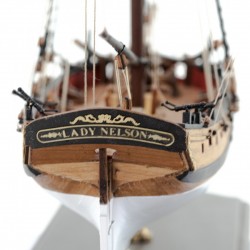 maquette de bateau en bois à monter, Lady Nelson, maquette Amati