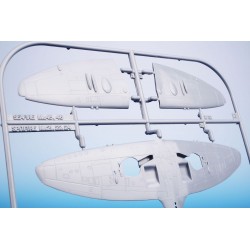 Maquettes avions 1/72, Supermarine Seafire F/FR MK 46, 8594071089306