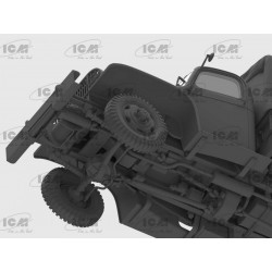 Maquette camion américain aux marquages soviétique ICM, le G7117, 4823044407859