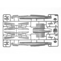 Maquette bombardier 1/48 ICM JU 88A 4 avec personnel au sol et torpille, 4823044409549
