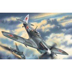 Maquette Spitfire 1/18, maquette ICM Supermarine Spitfire LF.IXE WWII Soviet Air Force , 4823044402250