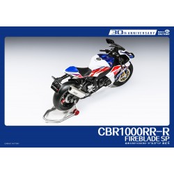 Maquette Moto 1/9 eme Majic Factory 1402 HONDA CBR1000RR-R SP Blanche