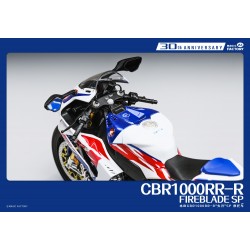 Maquette Moto 1/9 eme Majic Factory 1402 HONDA CBR1000RR-R SP Blanche