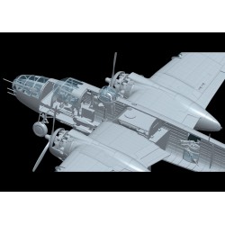 Maquette Avion 1/48 Eduard, maquette STRAFER / B-25J MITCHELL 1/48, ref 548 001, EAN 8591437604722