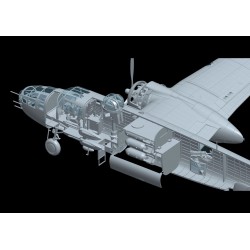 Maquette Avion 1/48 Eduard, maquette STRAFER / B-25J MITCHELL 1/48, ref 548 001, EAN 8591437604722