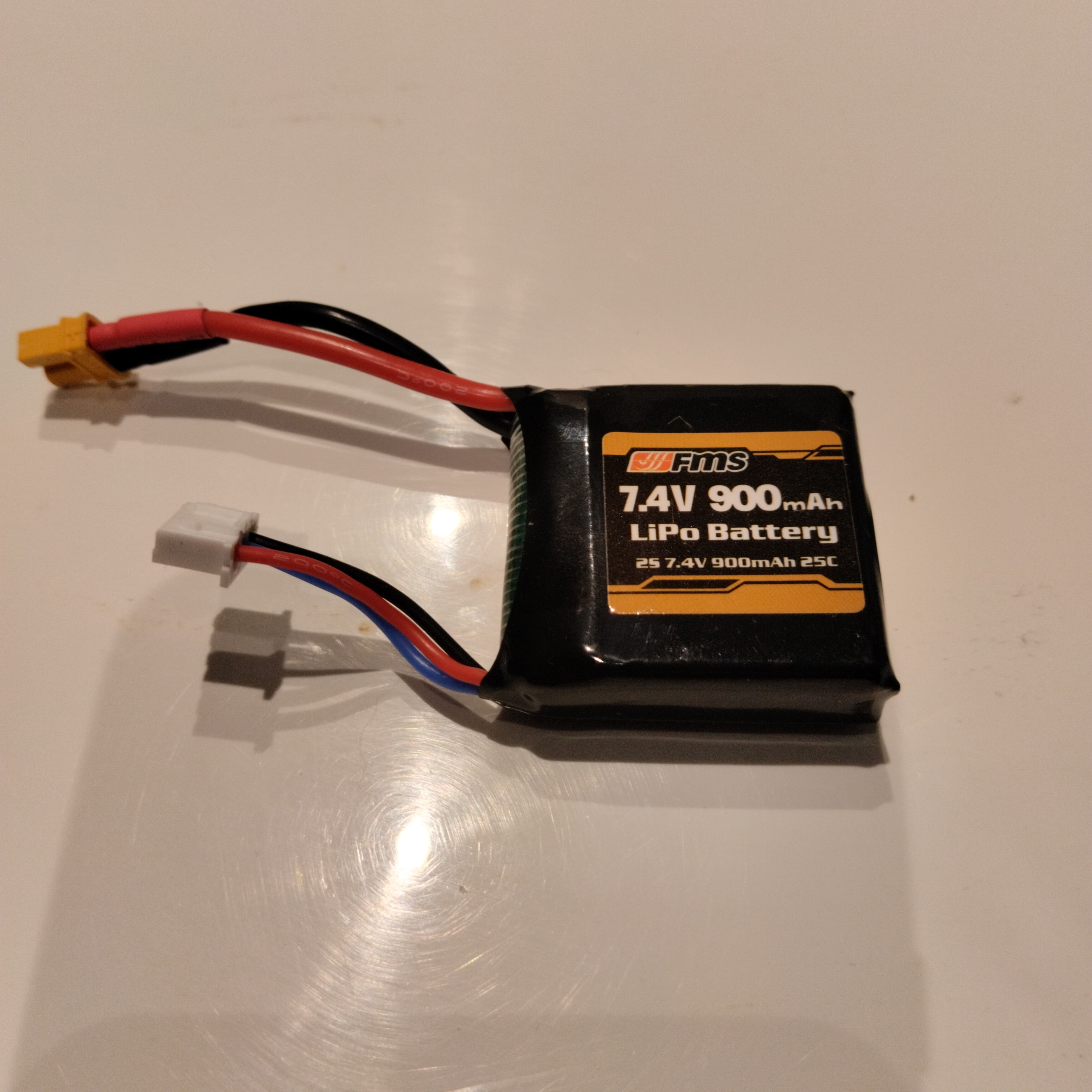 Battery supplied with the FMS Chevrolet Colorado