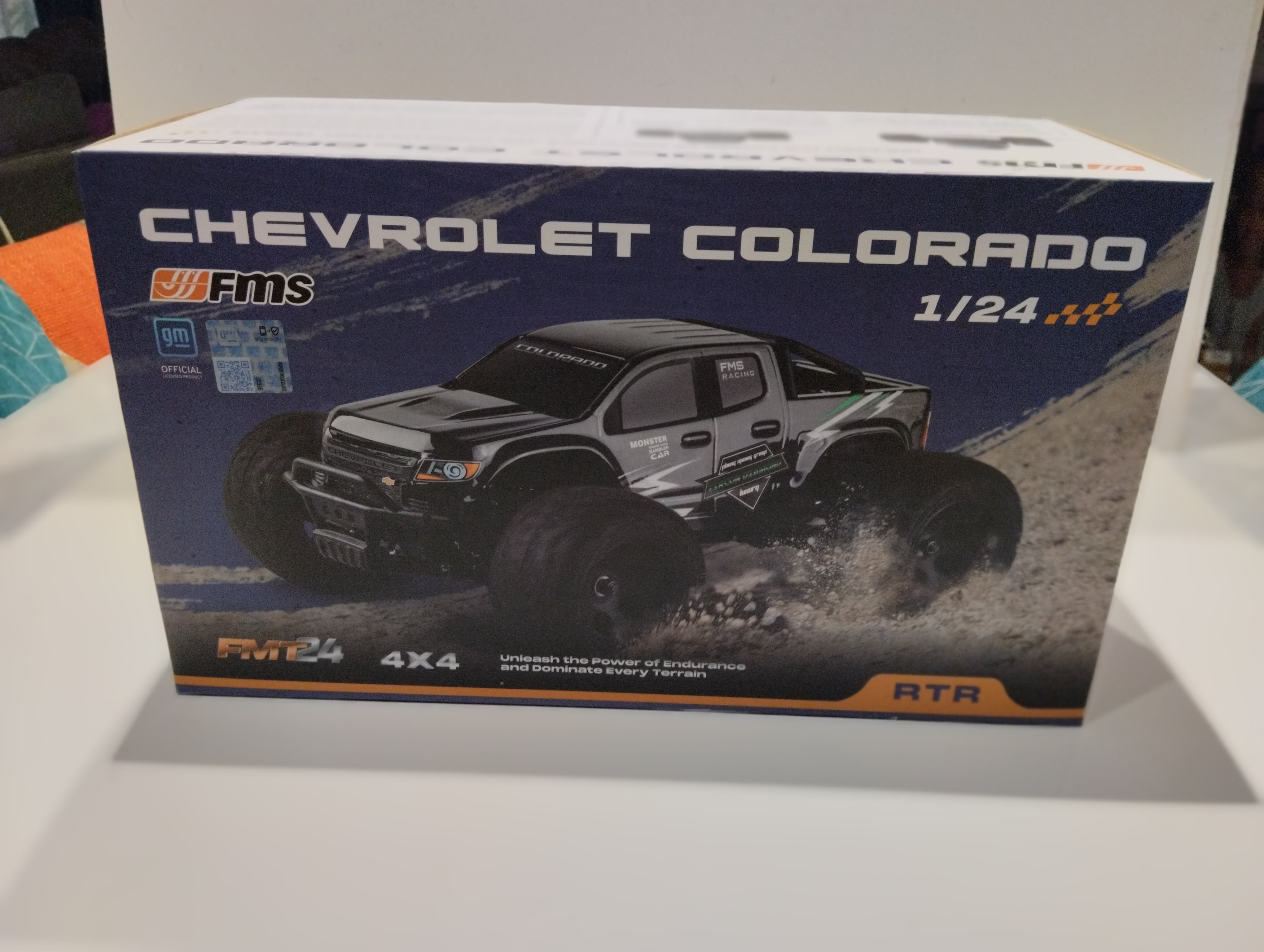 FMS Chevrolet Colorado RTR packaging
