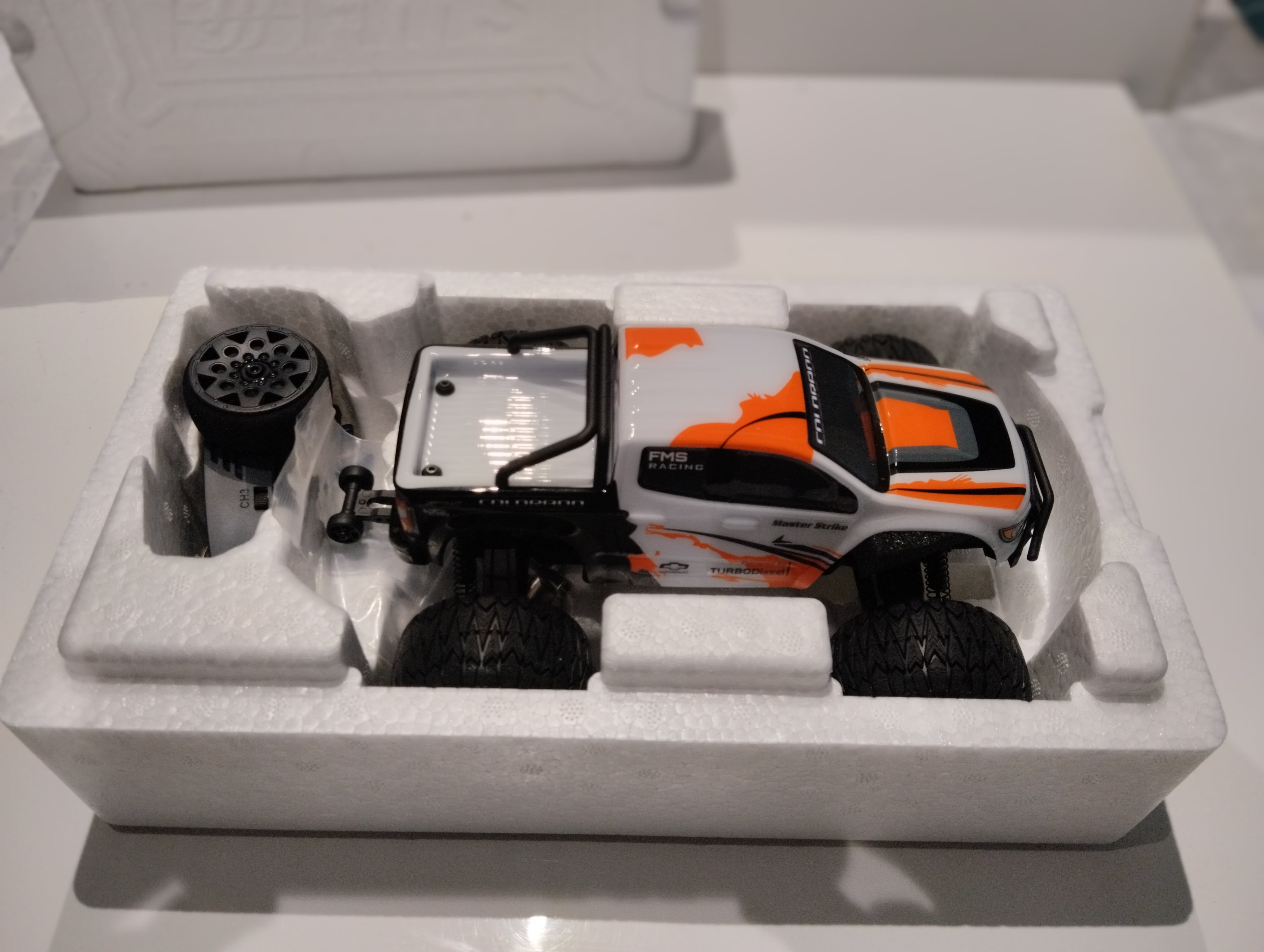 FMS Chevrolet Colorado box