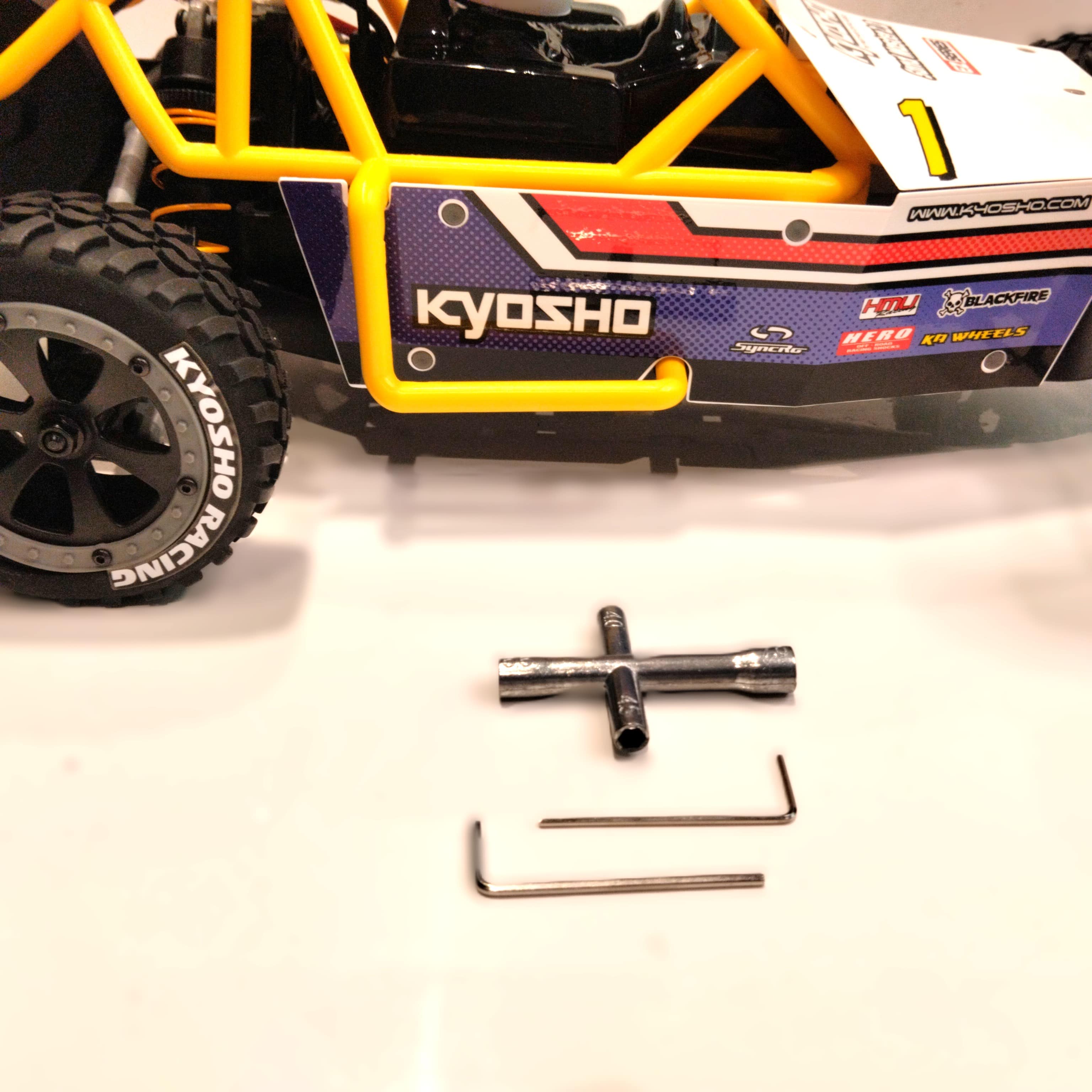 Tools supplied with the Kyosho Sand Master